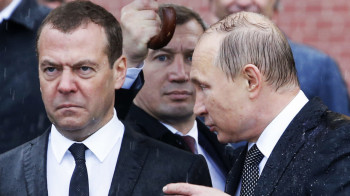 Медведев хочет вернуть в России смертную казнь, чтобы наказать студентов из Уфы