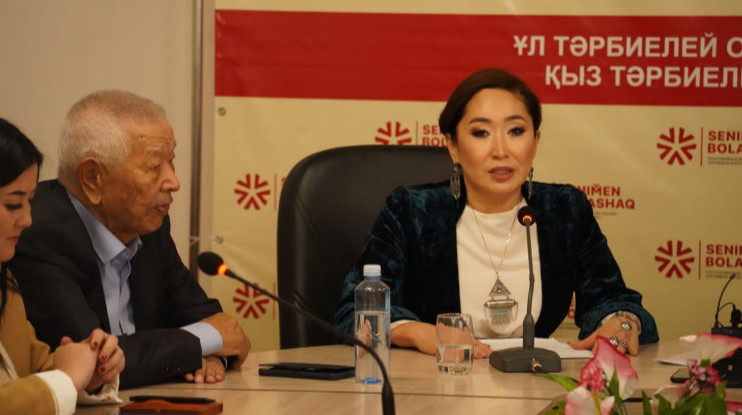 Каракат Абден считает, что одной из причин суицида среди молодежи является упадок семейных ценностей