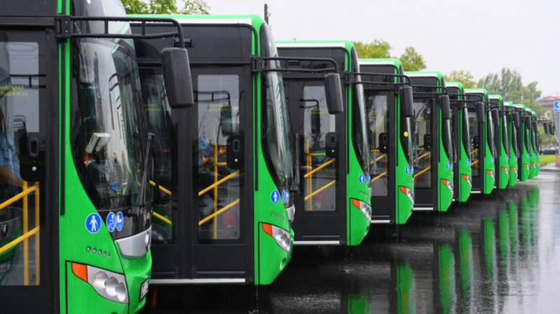 Тормоза разбившихся автобусов в Алматы были неисправными