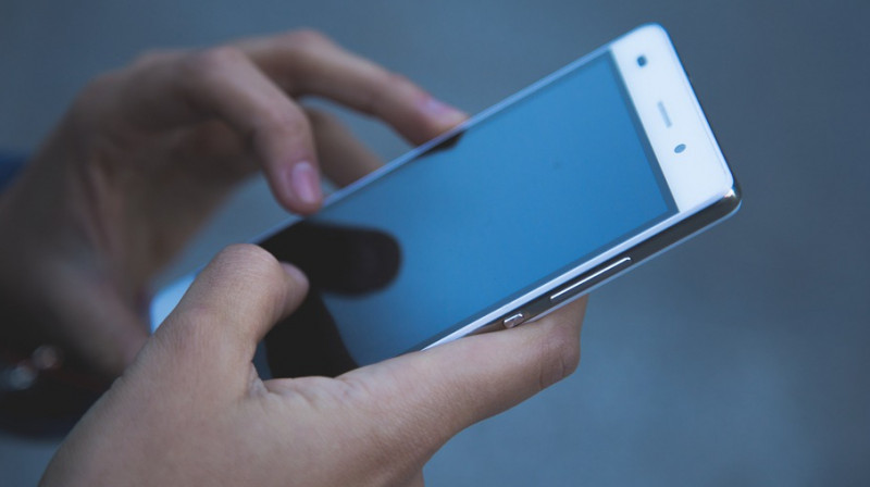 До конца года 80% госуслуг казахстанцы будут получать через свои смартфоны