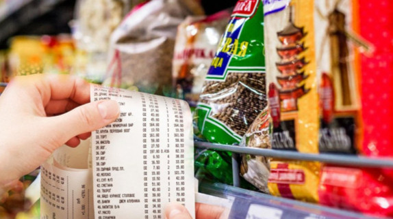 Эксперты рассказали, где в Астане покупать самые дешевые продукты питания