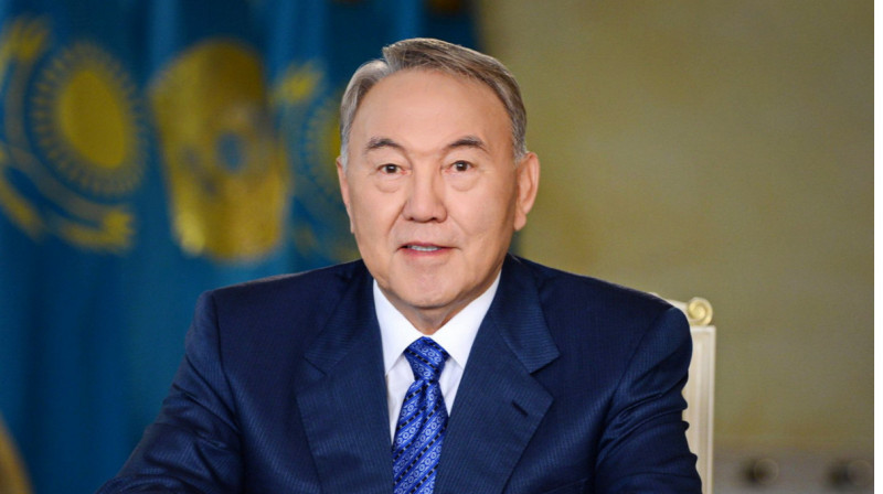 Назарбаев пришел на инаугурацию Токаева