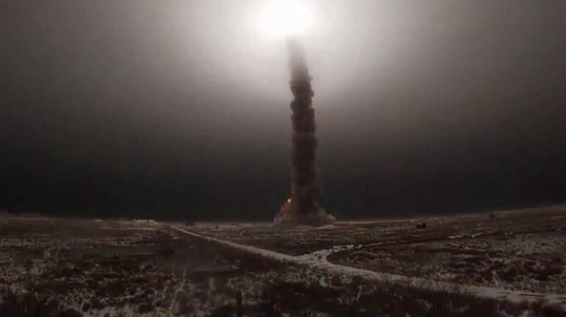 Қазақстандық экономист Ресейге әскери сынақты өз жерінде өткізуге кеңес берді