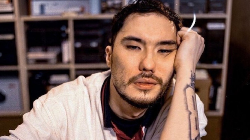 "Воруем у своего народа, но даже этого делать не умеем" - Скриптонит о коррупции в Казахстане