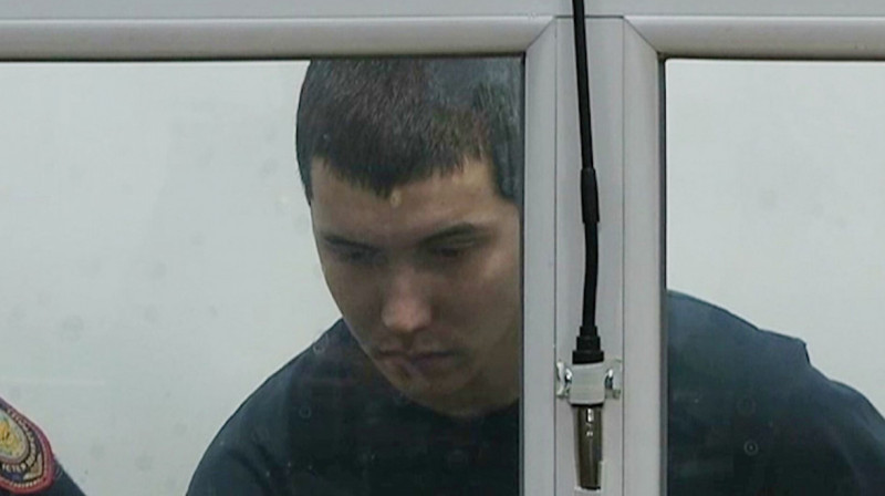 Осужденный за убийство сослуживцев Владислав Челах обратился к Токаеву и пообещал рассказать всю правду