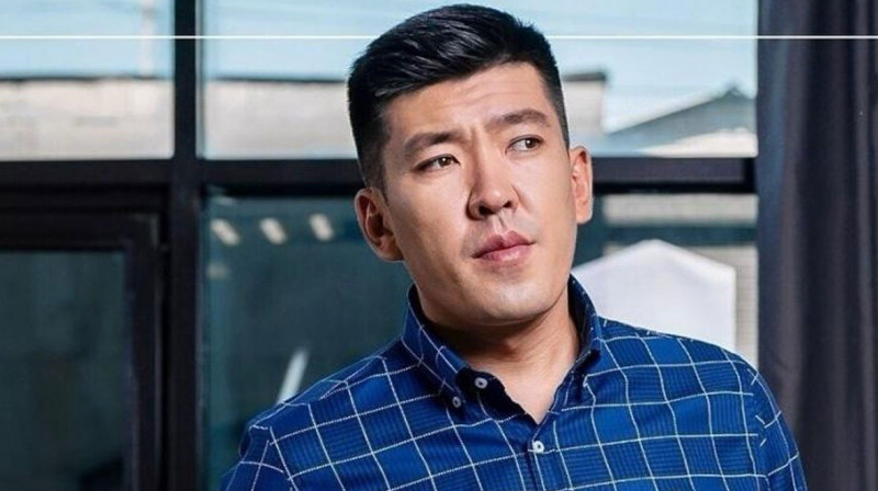 Мейржана отпустили домой: вайнер Туребаев вышел из СИЗО