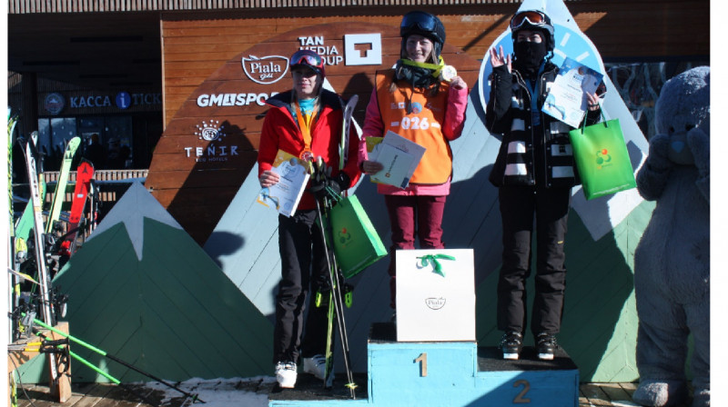 Второй этап кубка любителей горнолыжного спорта Tan Media Cup прошёл на Шымбулаке