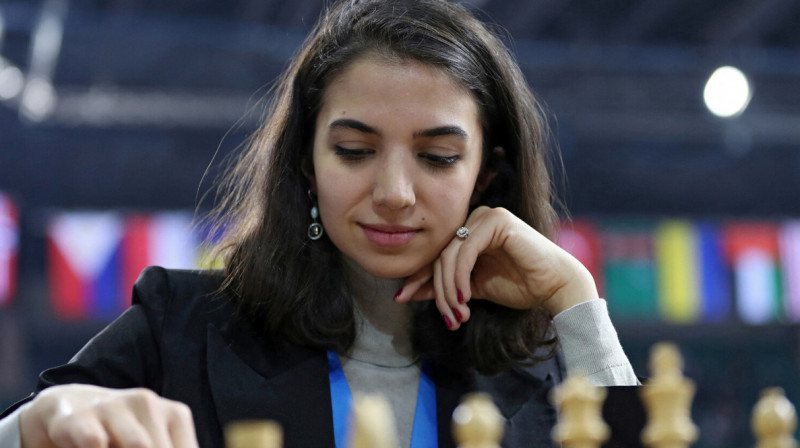 Иран отказался от шахматистки без хиджаба в Казахстане