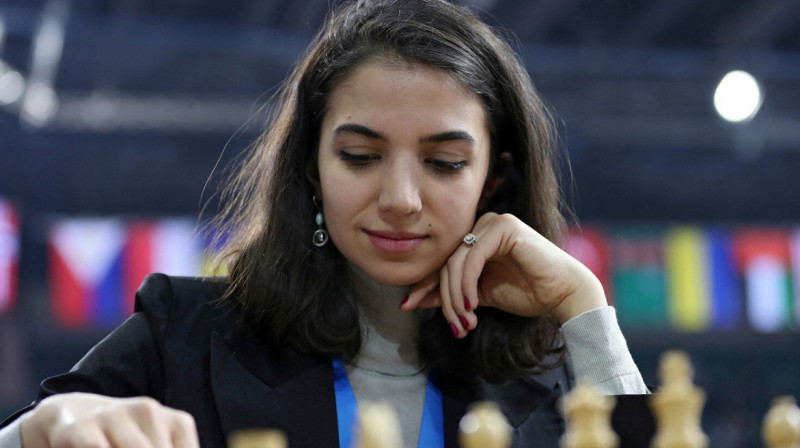 Шахматистка, выступившая без хиджаба в Алматы, не вернется в Иран