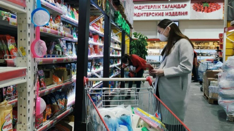 Инфляция может стать "триггером" новой волны недовольств в Казахстане - политолог