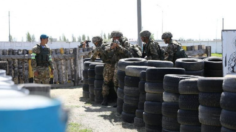 Елімізде 7 мыңға жуық сарбаздың несиесі бары белгілі болды