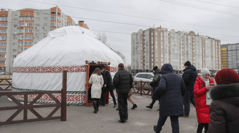 Россияне возмутились казахской "Юртой несокрушимости" в Украине