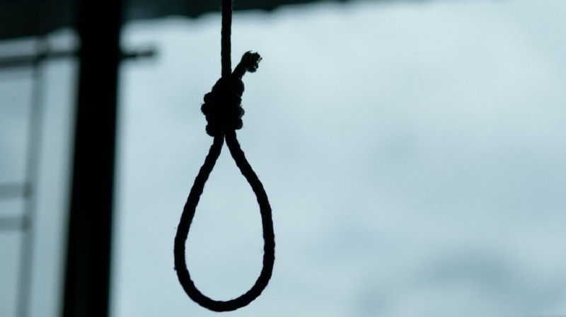 Два подростка повесились в Алматинской области