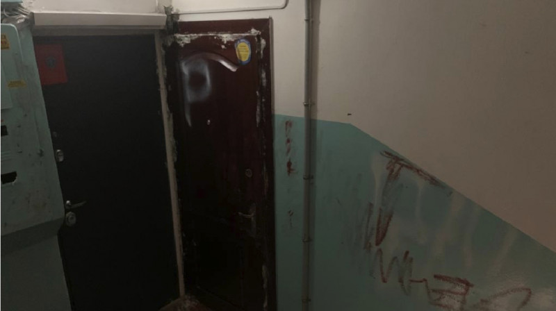 Угроза независимым журналистам: дверь квартиры Вадима Борейко залили клеем