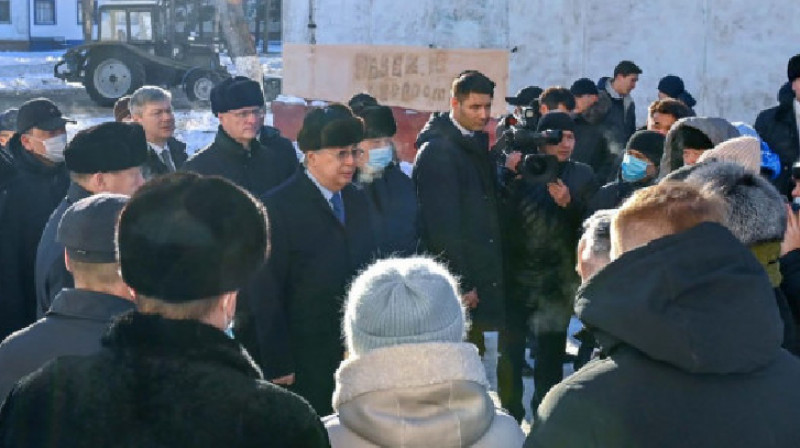 Скажите честно, тепло или нет? Токаев пообщался с жителями Рудного