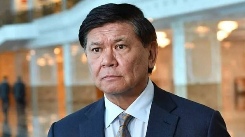 Политические проститутки: экс-советник Назарбаева разнес депутатов с мышлением "старого Казахстана"