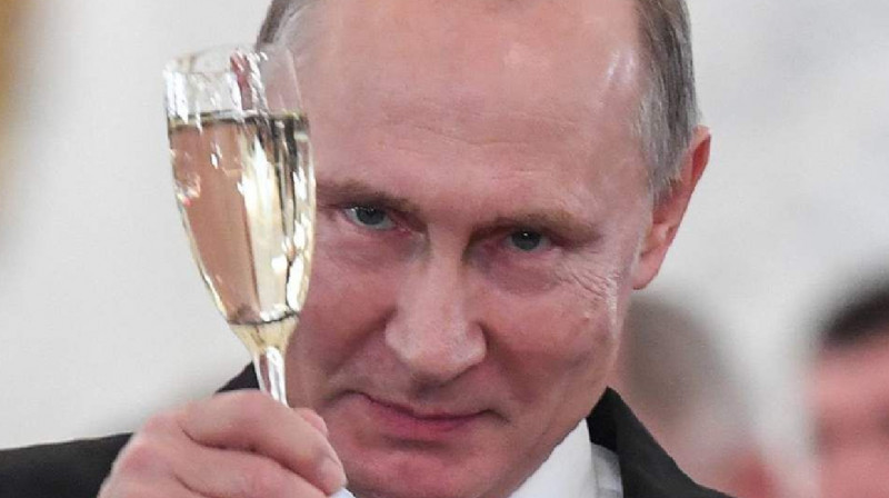 Друг дочери Путина закупает для Кремля элитное вино в обход санкций - СМИ
