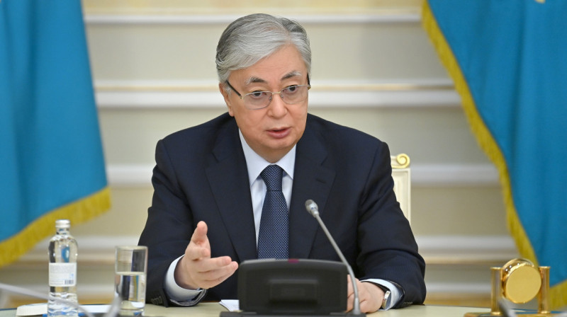 Как Токаев в сенате выступал за обоснованную критику власти 