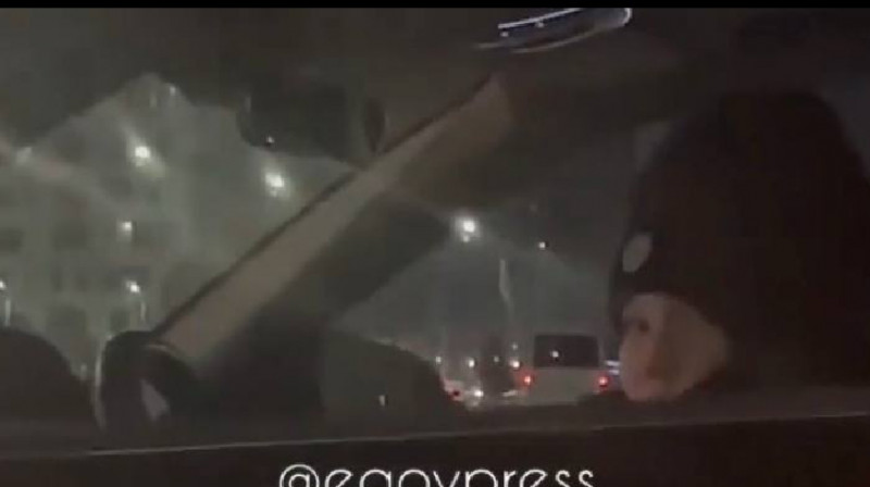 Ребенок разъезжал на внедорожнике с красивыми номерами в Астане. Видео