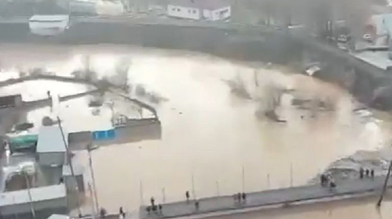 Паводки в Туркестанской области сняли с дрона