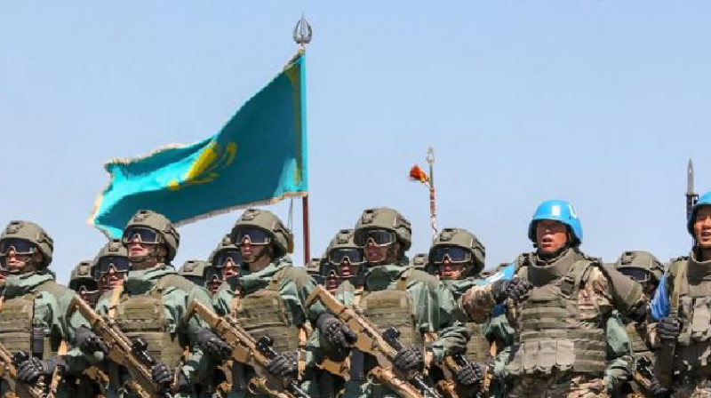 Призыв молодых людей на срочную воинскую службу: Токаев подписал указ