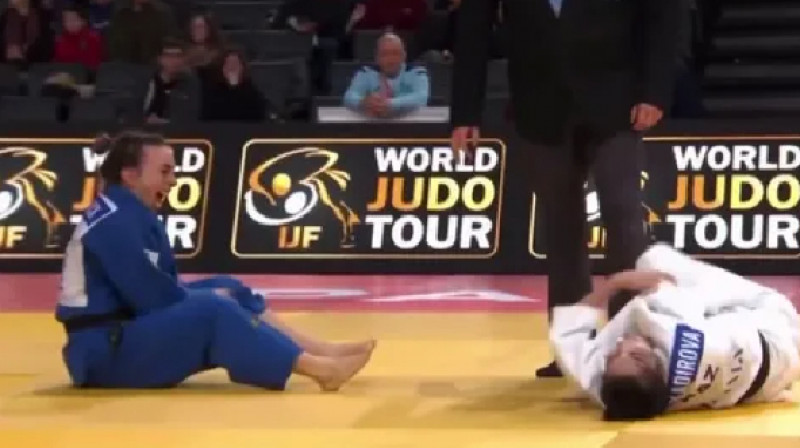 Париж турнирінде қазақстандық дзюдошы қарсыласының аяғынан тістеп алды