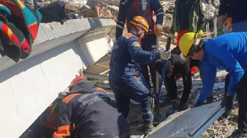 Тело погибшего в землетрясении казахстанца извлекли из-под завалов в Турции