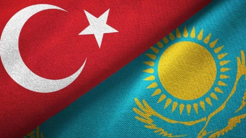 Стамбулдағы қазақтар зілзаладан зардап шеккендерге 160 мың доллар жинап берді