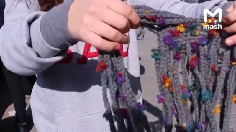 Поношенное белье и накладные ресницы: турецкие волонтеры пожаловались на гумпомощь из США и Европы