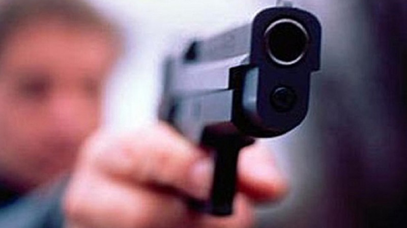 В Москве охранник заведения устроил стрельбу по гостям