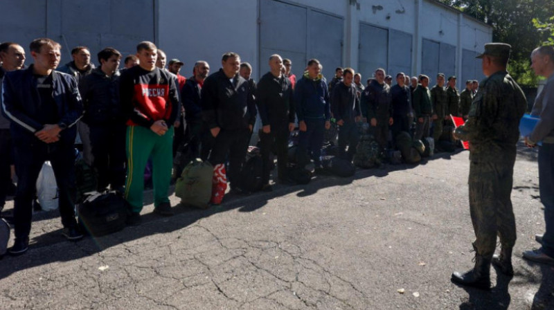 Данных о второй волне мобилизации нет - Песков