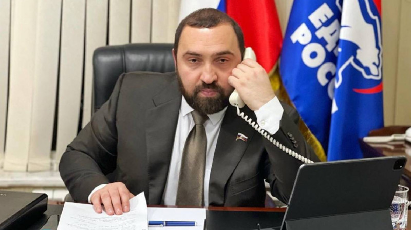 В России хотят ввести уголовную ответственность за оскорбление героев