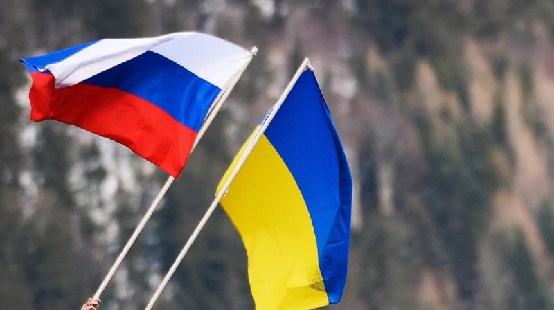 Российские и украинские футболисты устроили массовую драку в турецком отеле из-за гимна