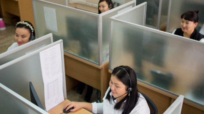 В Казахстане может появиться праздник в честь работников сферы госуслуг