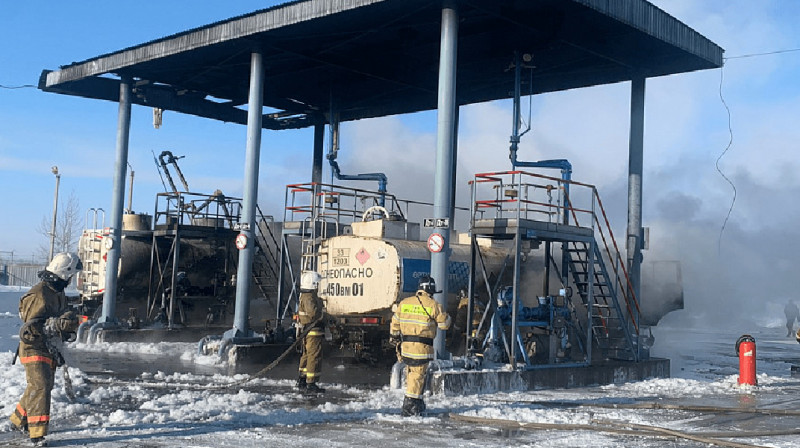 Оператор погиб во время пожара на АЗС в Кокшетау. Видео