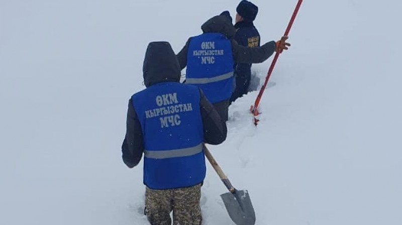 Қырғызстандағы қар көшкіні кезінде екі адам жоғалып кетті