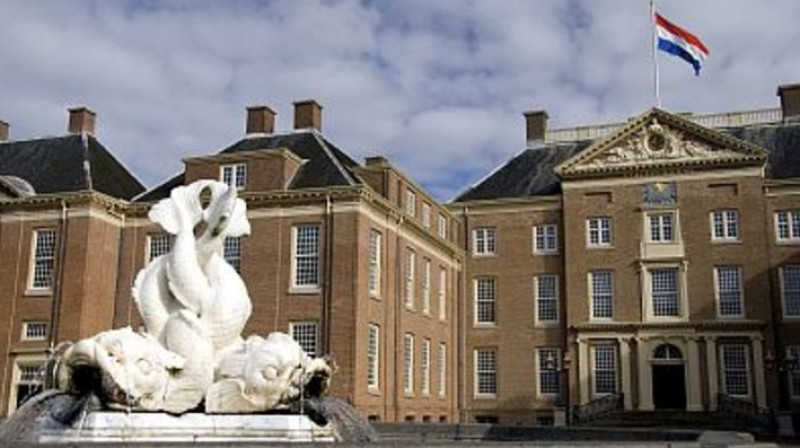 В Гааге сократят число российских дипломатов из-за подозрений в шпионаже