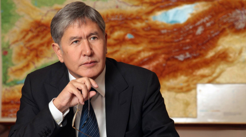 "Я вынужден был уйти по-английски": Атамбаев о встрече экс-президентов Кыргызстана
