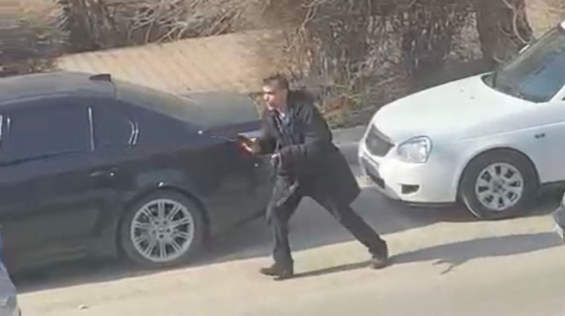 Вооруженный обрезом иностранец устроил стрельбу в охотничьем магазине Шымкента