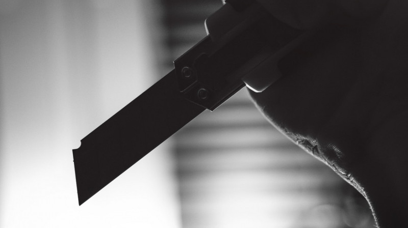 На юго-западе Франции школьник зарезал учительницу на уроке