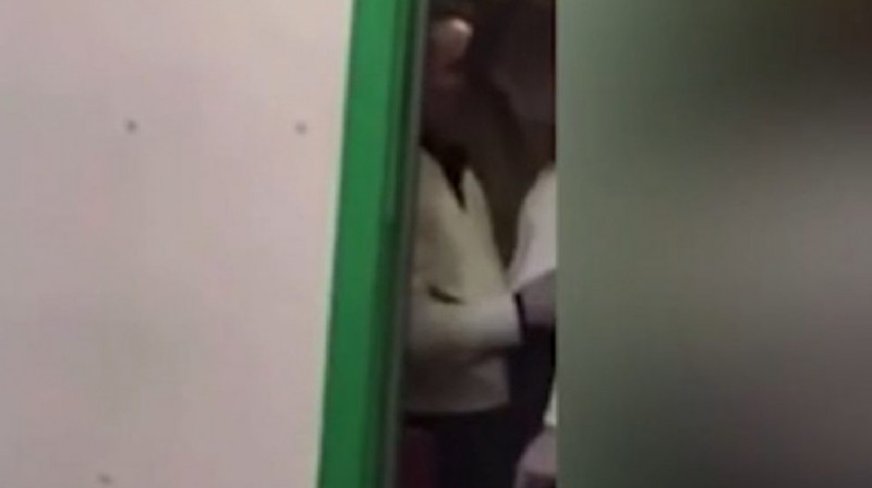 Порно с участием учениц снимал в школе заслуженный учитель Москвы