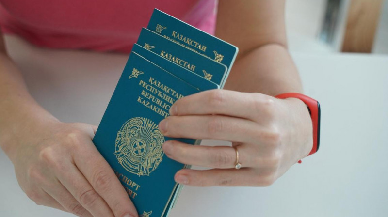 Гражданка Швеции заплатит штраф за двойное гражданство в Уральске