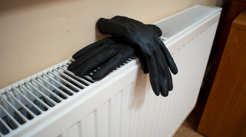 На юге Казахстана ученики пяти школ занимались в неотапливаемых классах