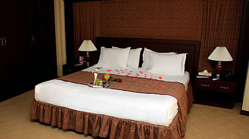 В Узбекистане гостиницам запретили требовать свидетельство о браке при заселении