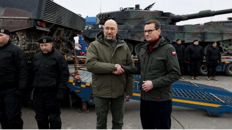 Польша поставила первую партию танков в Украину