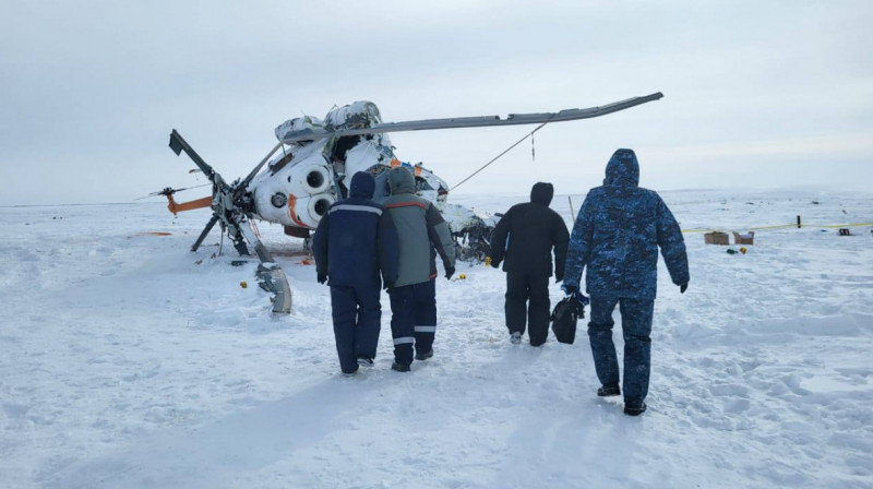 В МЧС назвали ведомства, занимающиеся расследованием крушения вертолета "Казавиаспаса"