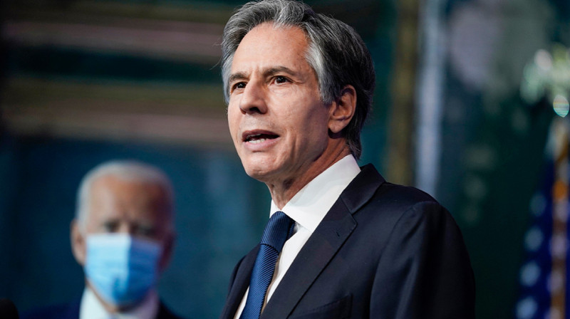 Госсекретарь США Блинкен опубликовал фото из аэропорта перед вылетом в Казахстан