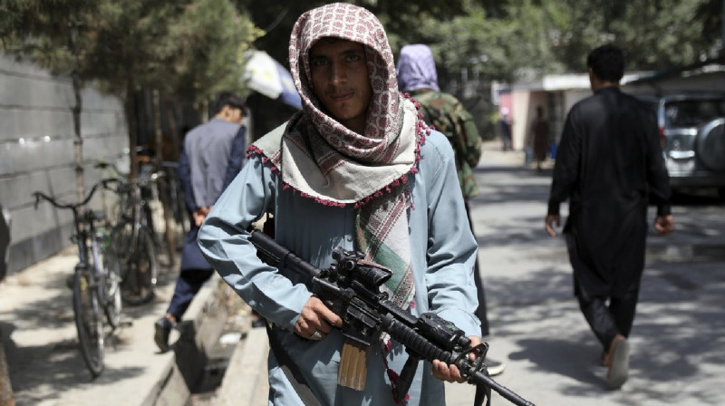 Посольство Афганистана в Тегеране передали талибам