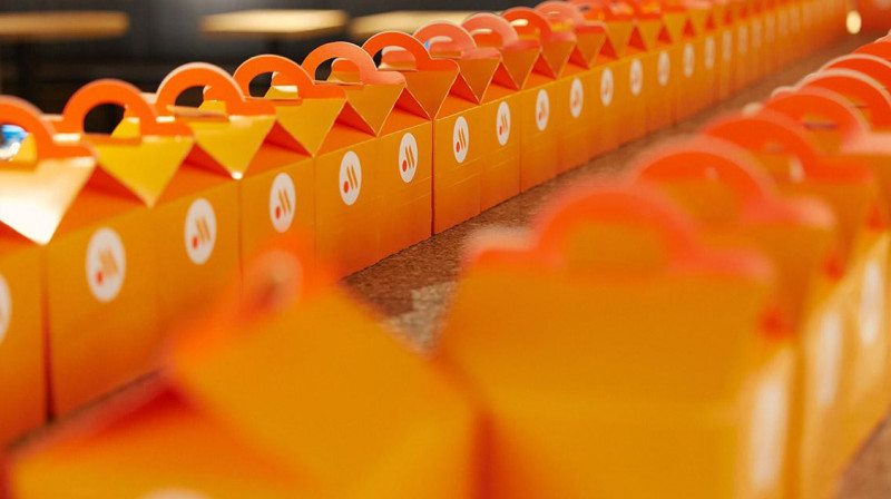 “Вкусно - и точка” откроет фабрику игрушек-аналогов “Хэппи Мил”