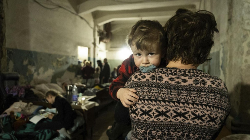 Ресей әскері Украинада балаларды ұрлап сатып жатқаны әшкереленді